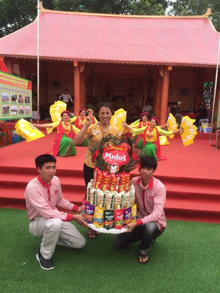 TẤP NẬP NGÀY GIỖ TỔ