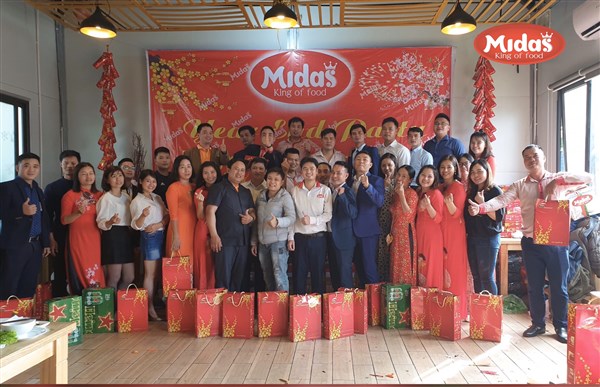 TẤT NIÊN CÔNG TY