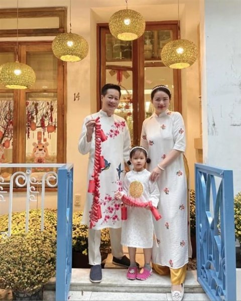 Ông xã Phan Như Thảo dạy con đúng chuẩn 'nhà nghèo'
