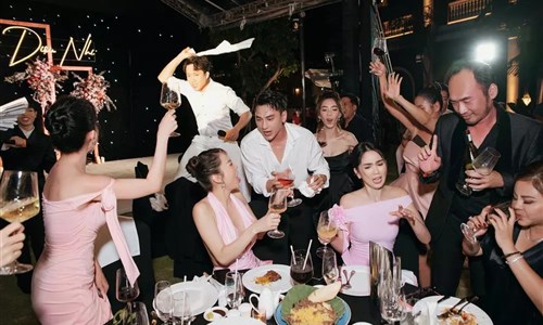 Dàn sao Việt 'quậy đục nước' đám cưới Diệu Nhi - Anh Tú