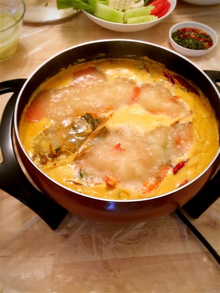 Mưa lạnh học ngay tuyệt chiêu nấu lẩu Thái cực chuẩn cả nhà xuýt xoa ăn sướng miệng